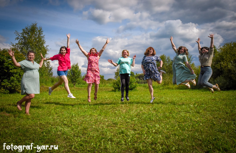семейная фотосъемка на природе, семейный праздник на природе, семейный фотограф Ростов Великий