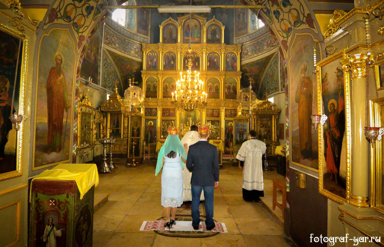 фото Венчания в церкви, как проходит Венчание, Венчание Ростов Великий
